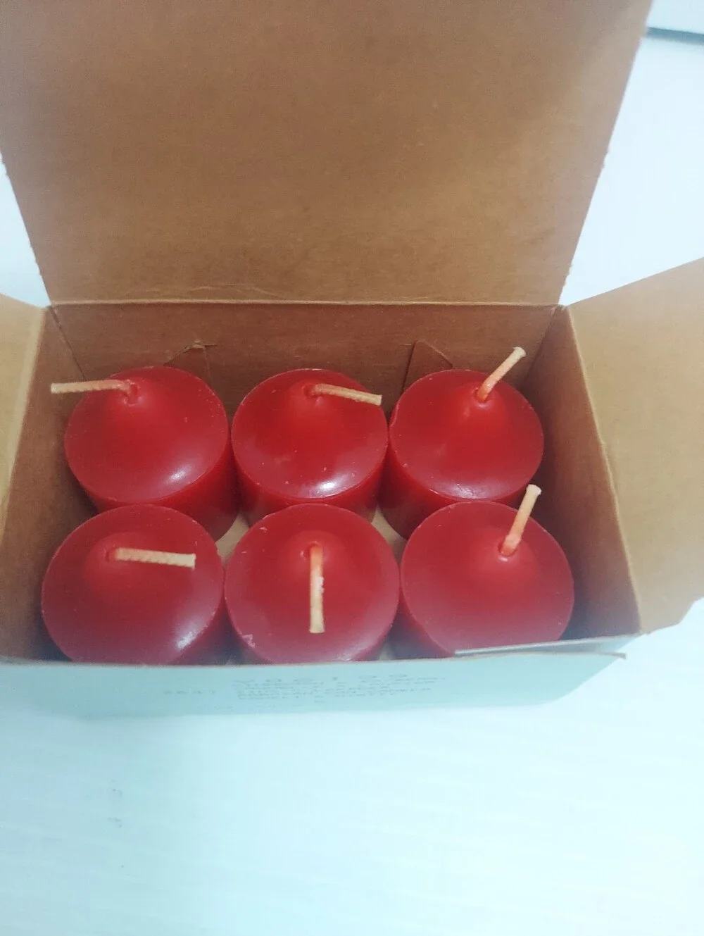 18 NEW Partylite Cinnamon and bayberry V06199 Votive Candles NEW IN BOXES